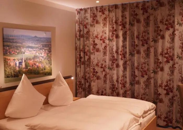 Luis 3* واربورغ